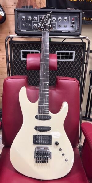 IBANEZ ROADSTAR  RG240 WH. 1987-1988 KOREA CHITARRA ELETTRICA VINTAGE
